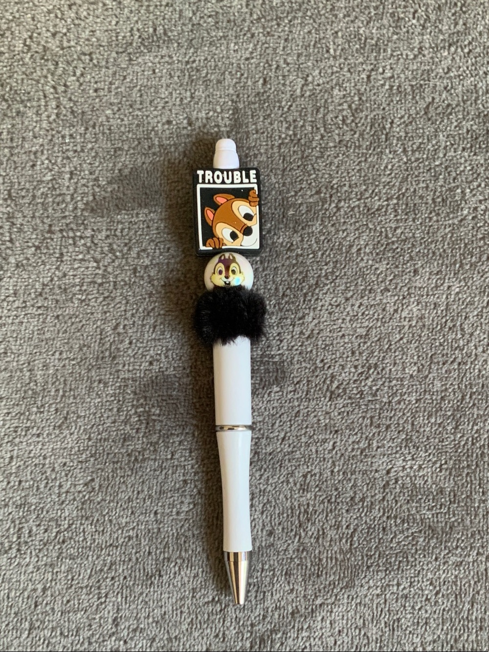 Cute Chip 'n' Dale Trouble Character White Pen